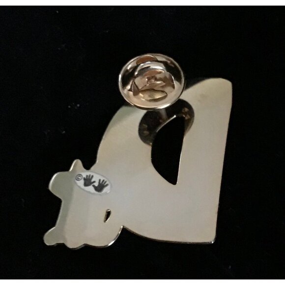 Letter "d" brooch pin dog Two Hands Hand Painted - Picture 7 of 7